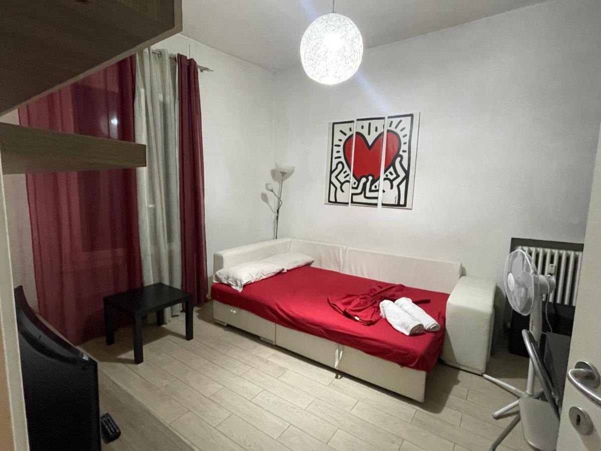 The Red Apartment2 Milan Exterior photo